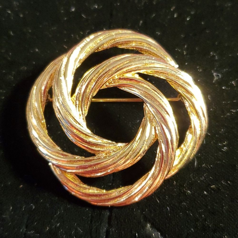 Monet Twisted Rings‎ Love Knot Pin Brooch Circles Vintage Gold Swirls Rope 80's